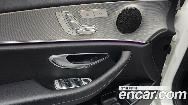 Mercedes-Benz E-Class (W213) E300 Avantgarde 2019 — фото 17