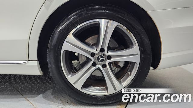 Mercedes-Benz E-Class (W213) E300 Avantgarde 2019 — фото 21