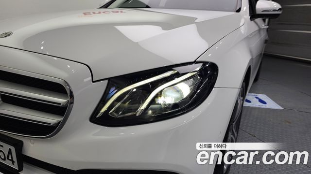 Mercedes-Benz E-Class (W213) E300 Avantgarde 2019 — фото 22