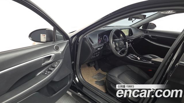Hyundai Sonata (DN8) 2.0 LPG(rental car) Style 2022 — фото 10