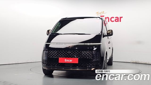 Hyundai Staria HEV 1.6 Lounge 9-Seater Inspiration 2025 — фото 3