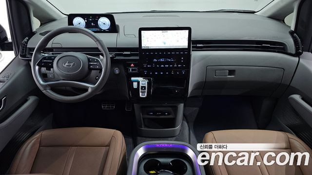 Hyundai Staria HEV 1.6 Lounge 9-Seater Inspiration 2025 — фото 7