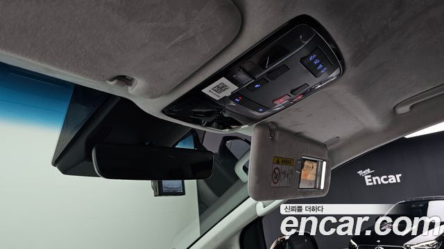 Hyundai Staria HEV 1.6 Lounge 9-Seater Inspiration 2025 — фото 19