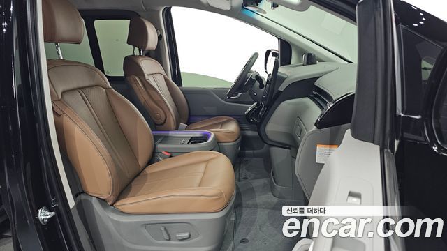 Hyundai Staria HEV 1.6 Lounge 9-Seater Inspiration 2025 — фото 26