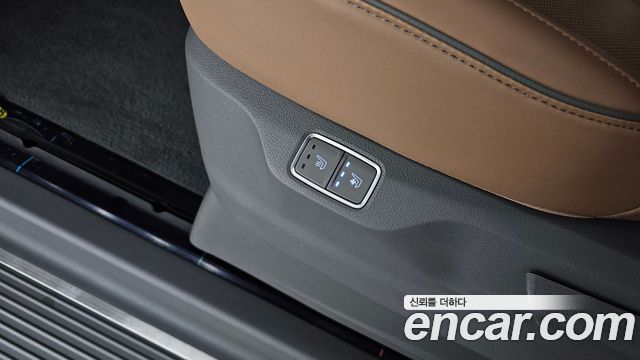 Hyundai Staria HEV 1.6 Lounge 9-Seater Inspiration 2025 — фото 28