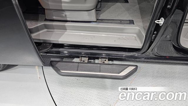 Hyundai Staria HEV 1.6 Lounge 9-Seater Inspiration 2025 — фото 34