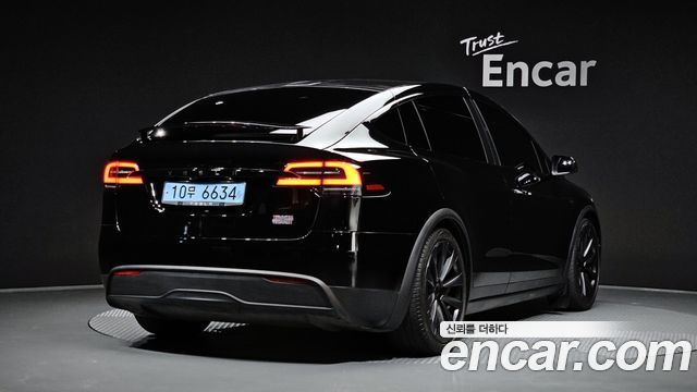 Tesla Model X AWD 2023 — фото 2