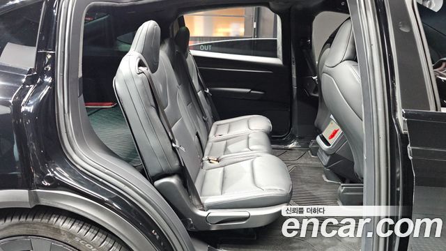 Tesla Model X AWD 2023 — фото 11