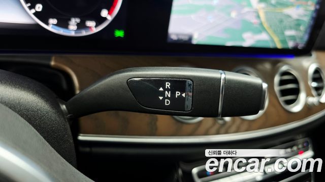 Mercedes-Benz E-Class (W213) E300 4MATIC Exclusive 2020 — фото 9