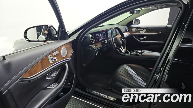 Mercedes-Benz E-Class (W213) E300 4MATIC Exclusive 2020 — фото 10