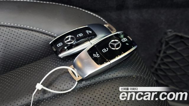 Mercedes-Benz E-Class (W213) E300 4MATIC Exclusive 2020 — фото 16