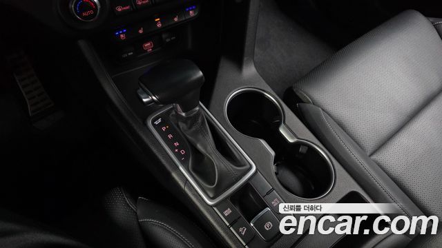 Kia Sportage The Bold Diesel 2.0 2WD Prestige 2020 — фото 9