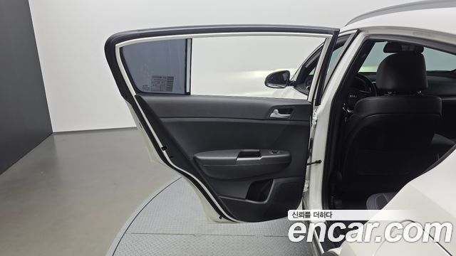 Kia Sportage The Bold Diesel 2.0 2WD Prestige 2020 — фото 25