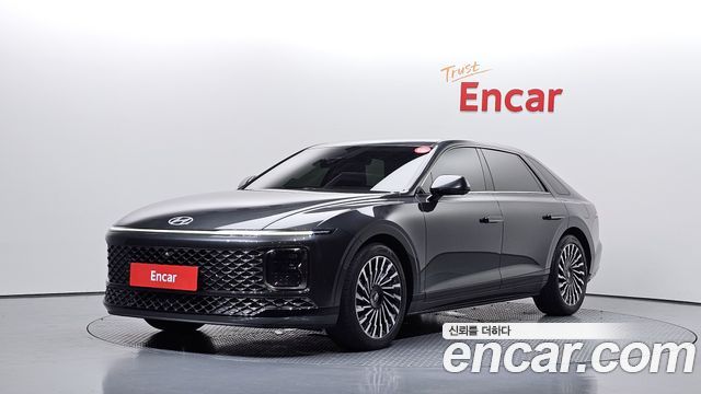 Hyundai Grandeur (GN7) 2,5 Gasoline 2WD Calligraphy 2023 — фото 1