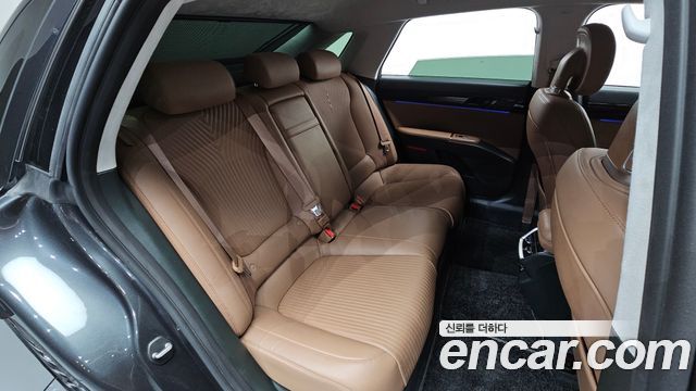 Hyundai Grandeur (GN7) 2,5 Gasoline 2WD Calligraphy 2023 — фото 11