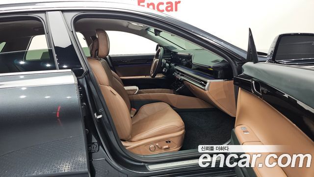 Hyundai Grandeur (GN7) 2,5 Gasoline 2WD Calligraphy 2023 — фото 26