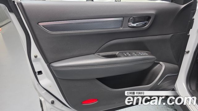 Renault Korea QM6 2.0 LPe RE Signature 2WD 2023 — фото 24