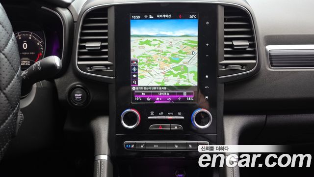 Renault Korea QM6 2.0 LPe RE Signature 2WD 2023 — фото 29