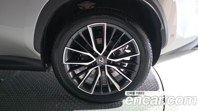 Lexus NX350h (II) Luxury 2025 — фото 21