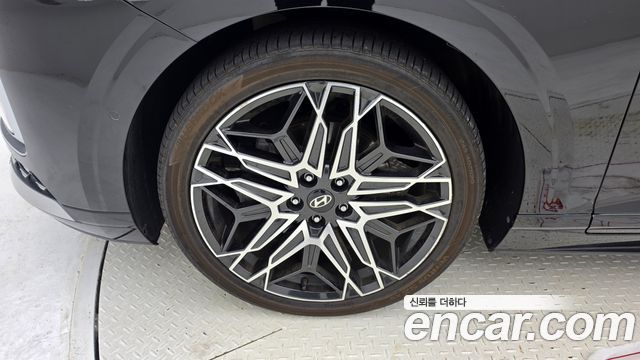 Hyundai Grandeur (GN7) 2,5 Gasoline 2WD Exclusive 2023 — фото 5
