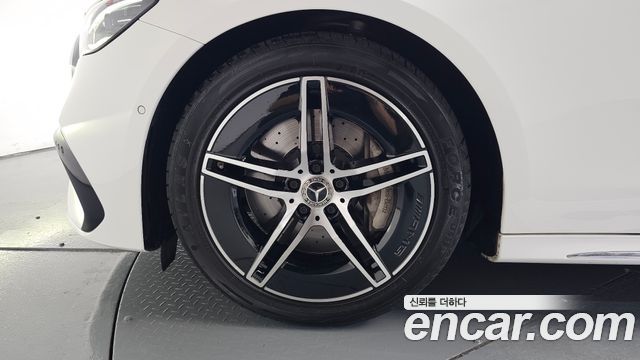 Mercedes-Benz E-Class (W214) E300 4MATIC AMG Line 2024 — фото 5
