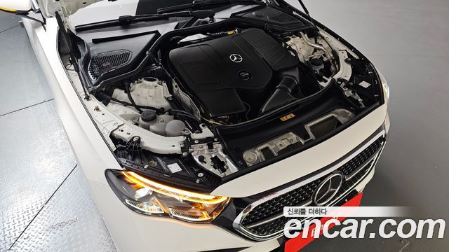Mercedes-Benz E-Class (W214) E300 4MATIC AMG Line 2024 — фото 6