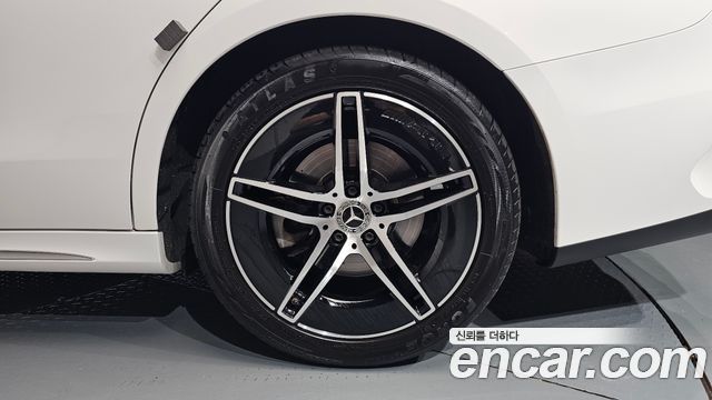 Mercedes-Benz E-Class (W214) E300 4MATIC AMG Line 2024 — фото 21