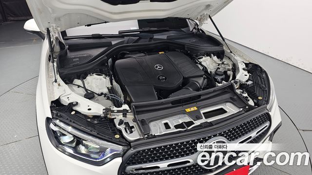 Mercedes-Benz GLC-Class (X254) GLC300 4MATIC AMG Line 2023 — фото 6