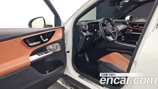 Mercedes-Benz GLC-Class (X254) GLC300 4MATIC AMG Line 2023 — фото 10