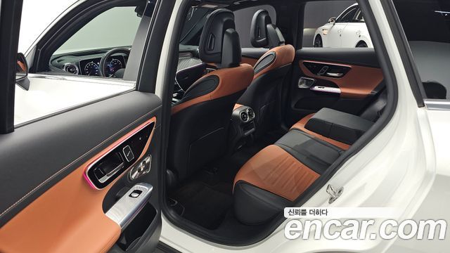 Mercedes-Benz GLC-Class (X254) GLC300 4MATIC AMG Line 2023 — фото 12