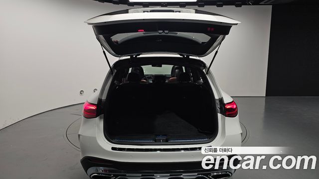 Mercedes-Benz GLC-Class (X254) GLC300 4MATIC AMG Line 2023 — фото 20