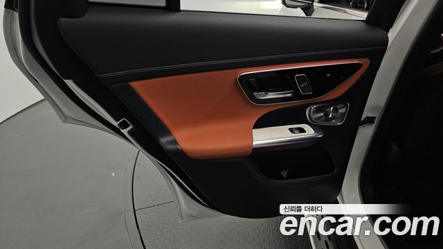 Mercedes-Benz GLC-Class (X254) GLC300 4MATIC AMG Line 2023 — фото 25