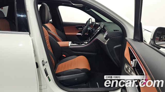 Mercedes-Benz GLC-Class (X254) GLC300 4MATIC AMG Line 2023 — фото 26