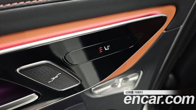 Mercedes-Benz GLC-Class (X254) GLC300 4MATIC AMG Line 2023 — фото 33
