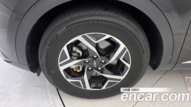 Kia Sportage (V) Diesel 2.0 4WD Prestige 2023 — фото 5
