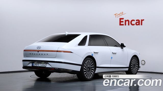 Hyundai Grandeur Hybrid (GN7) Calligraphy 2025 — фото 2