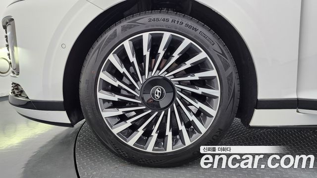 Hyundai Grandeur Hybrid (GN7) Calligraphy 2025 — фото 5