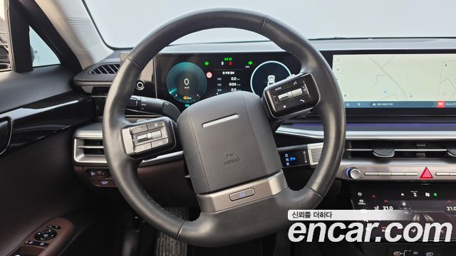 Hyundai Grandeur (GN7) 2,5 Gasoline 2WD Premium 2023 — фото 14