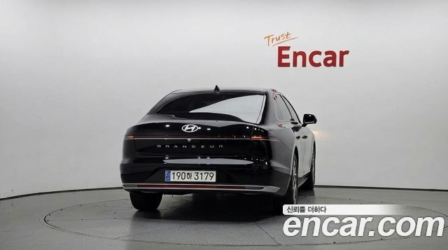Hyundai Grandeur (GN7) 3.5 Gasoline 2WD Premium 2023 — фото 4