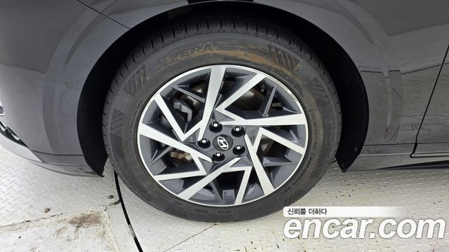 Hyundai Grandeur (GN7) 3.5 Gasoline 2WD Premium 2023 — фото 5
