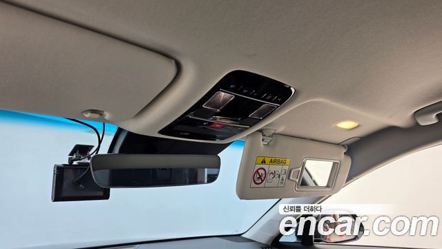 Hyundai Grandeur (GN7) 3.5 Gasoline 2WD Premium 2023 — фото 19