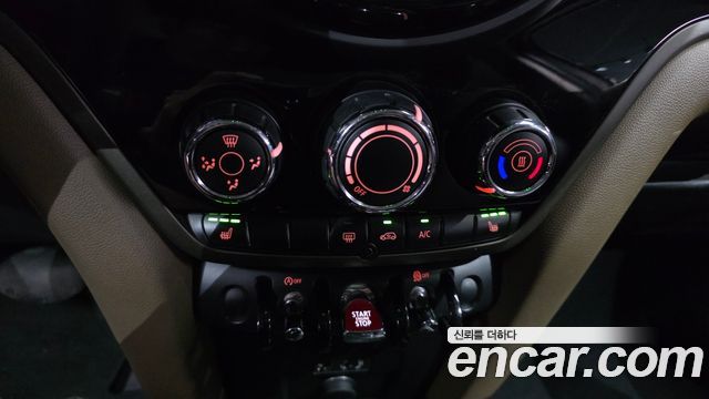 MINI Cooper D Countryman Standard 2nd 2017 — фото 22