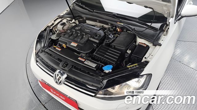 Volkswagen Golf (VII) 2.0 TDI 2015 — фото 6