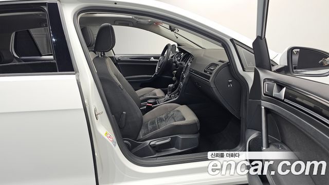Volkswagen Golf (VII) 2.0 TDI 2015 — фото 11