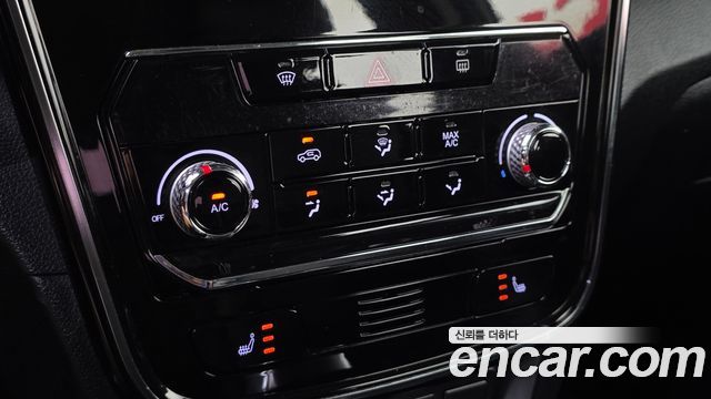 KG Mobility (SsangYong) Very New Tivoli Gasoline 1.5 2WD V3 2020 — фото 20