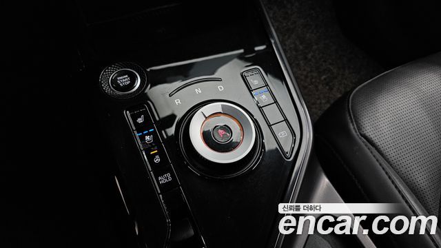 Kia Niro Prestige 2024 — фото 9