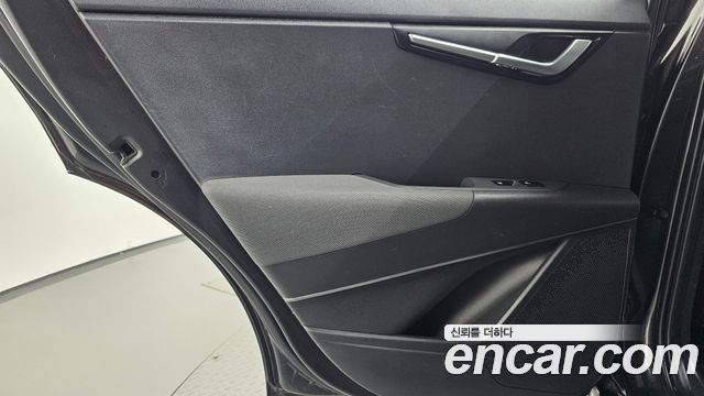 Kia Niro Prestige 2024 — фото 25
