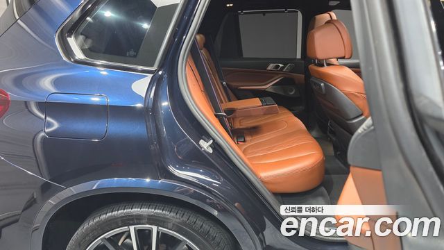 BMW X5 (G05) M50i 2023 — фото 15