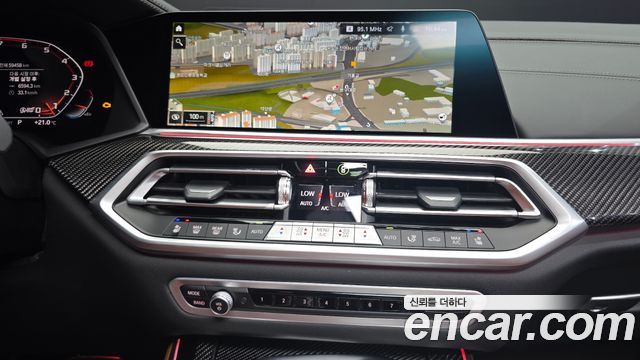 BMW X5 (G05) M50i 2023 — фото 17