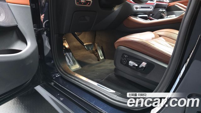BMW X5 (G05) M50i 2023 — фото 24